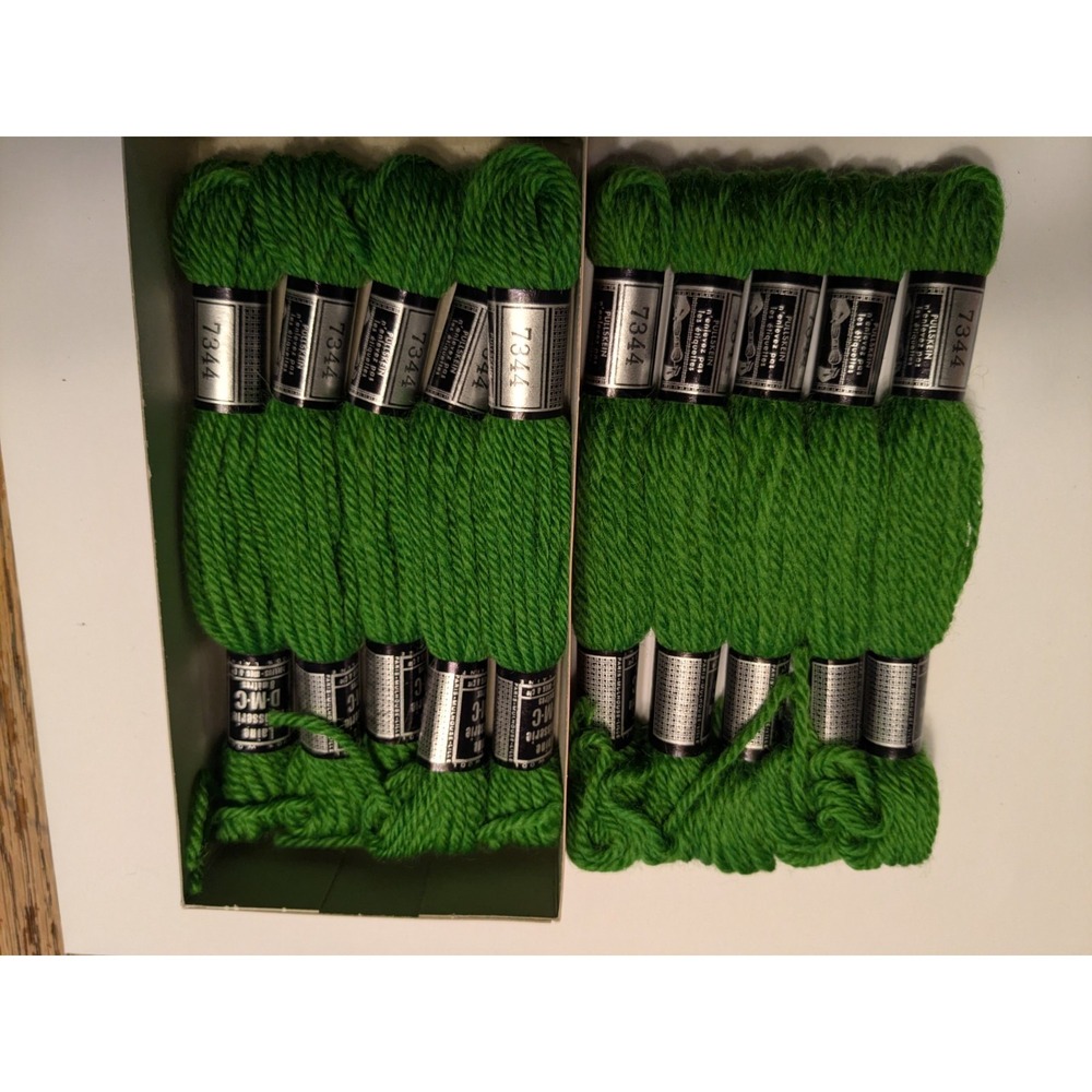 10 Skeins Laine Tapisserie DMC 100% Wool 8 Meters ea #7344 rich Dark Parrot Gree